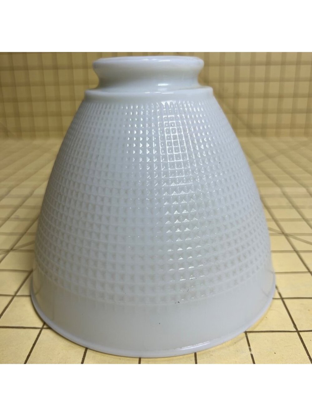 Corning No 820090 Milk Glass Light Shade Vintage Home Decor
